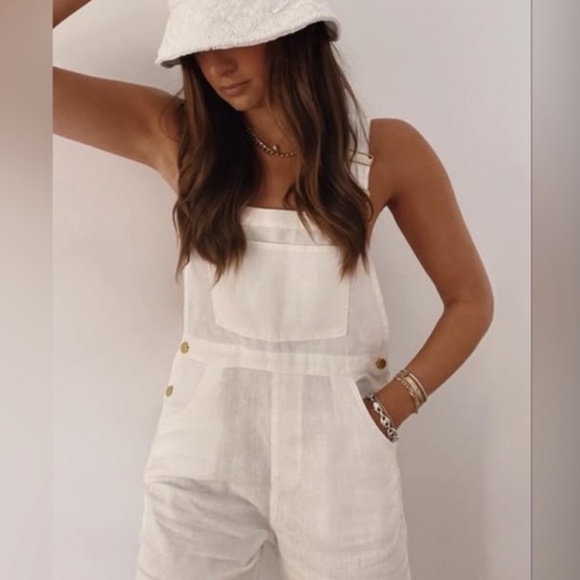 NWT WeWoreWhat White Linen & Gold Hardware Overalls Medium $175 Retail - Picture 1 of 10
